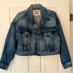 Levi’s Women’s Jean Jacket